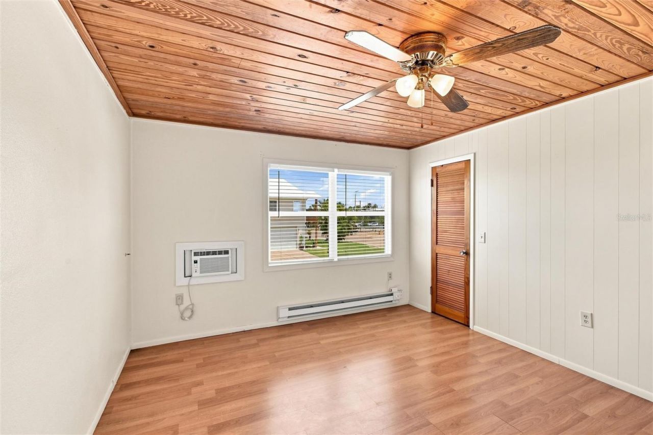 455 62nd Street, Holmes Beach, FL 34217 Photo