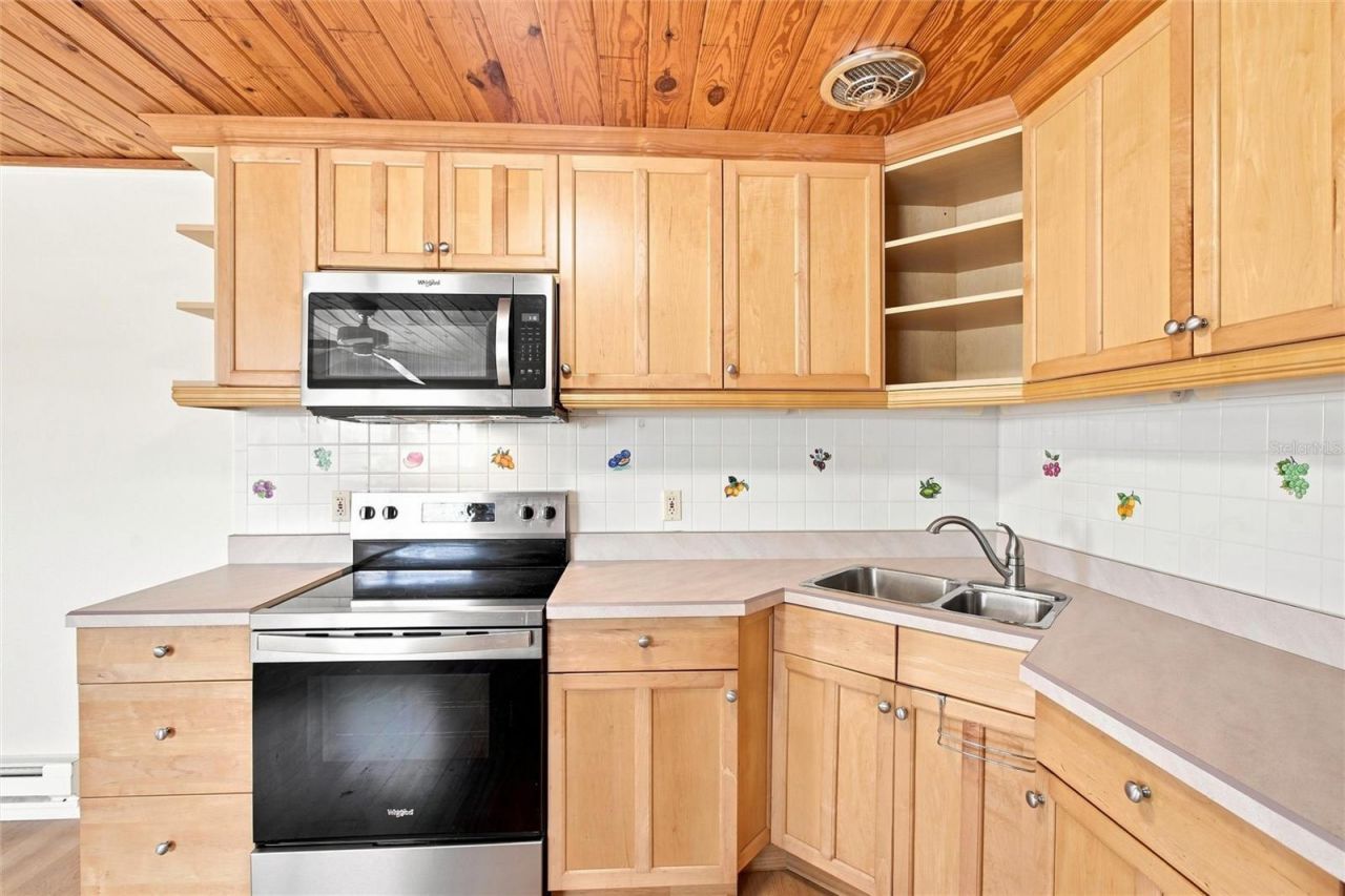 455 62nd Street, Holmes Beach, FL 34217 Photo