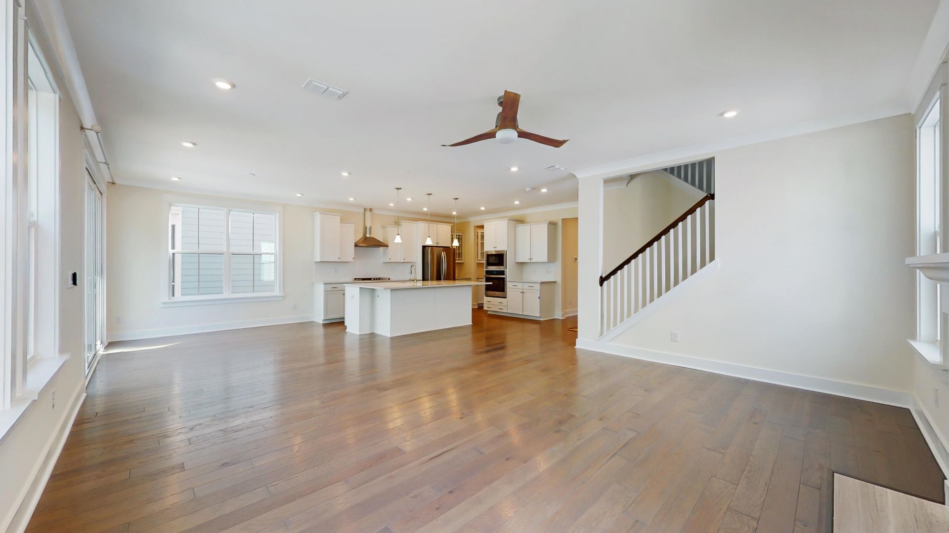 2346 N Palmetto Fort Drive Photo 13