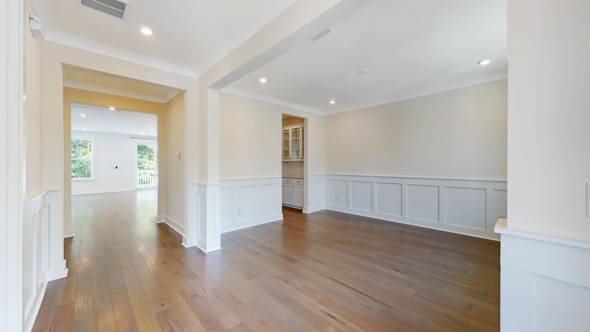 2346 N Palmetto Fort Drive Photo 6