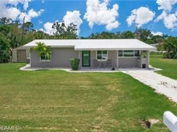 1144 Donald RD , NORTH FORT MYERS, FL 33917
