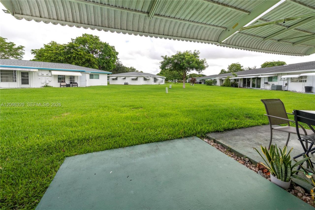 8555 NW 10th St , Unit B106, Plantation, FL 33322 Photo