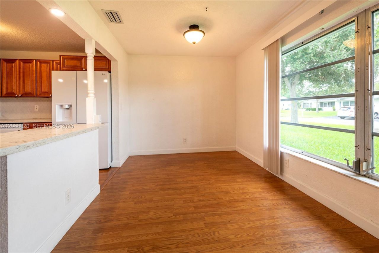 8555 NW 10th St , Unit B106, Plantation, FL 33322 Photo