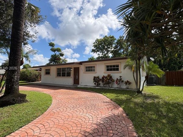 251 N 68th Ter, Unit 251, Hollywood, FL 33024