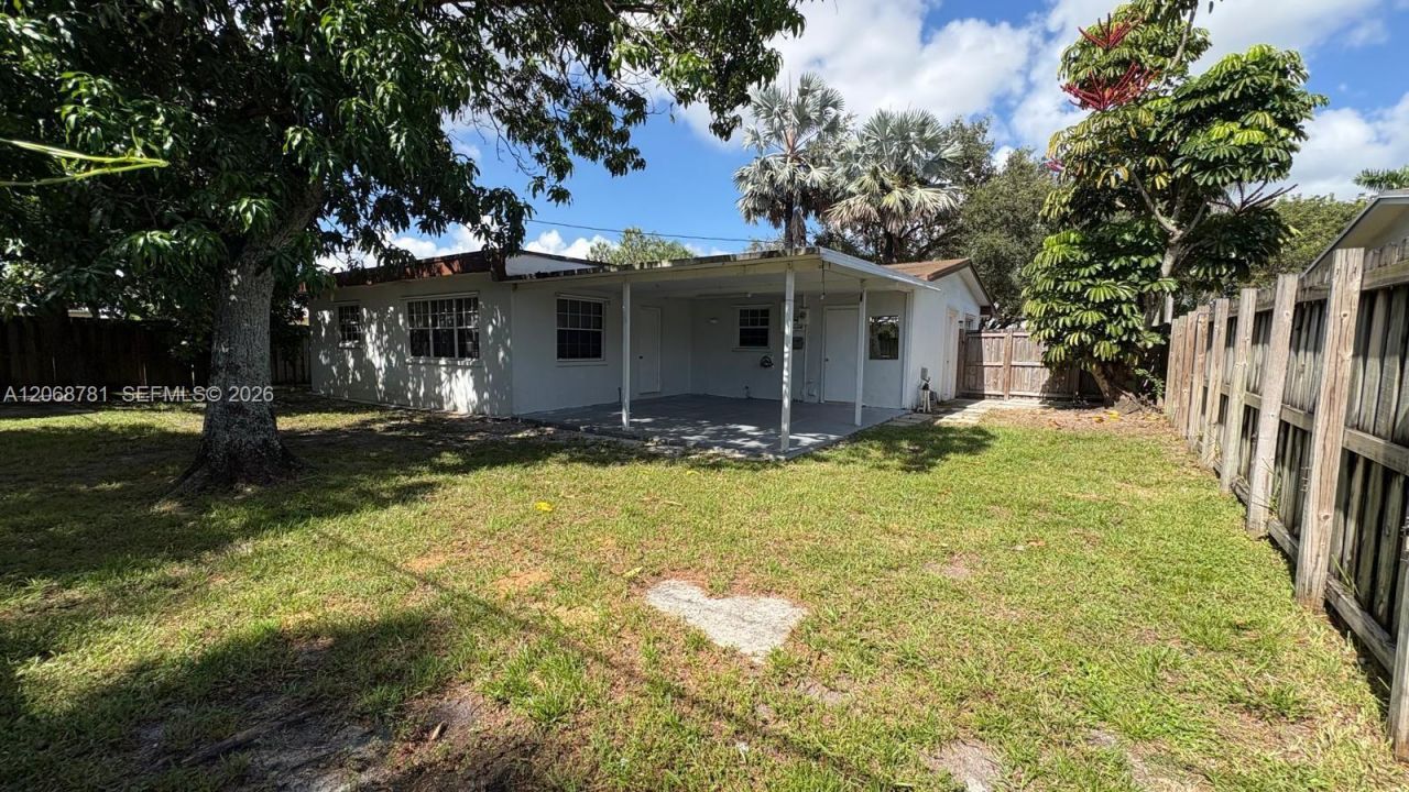 251 N 68th Ter, Unit 251, Hollywood, FL 33024 Photo
