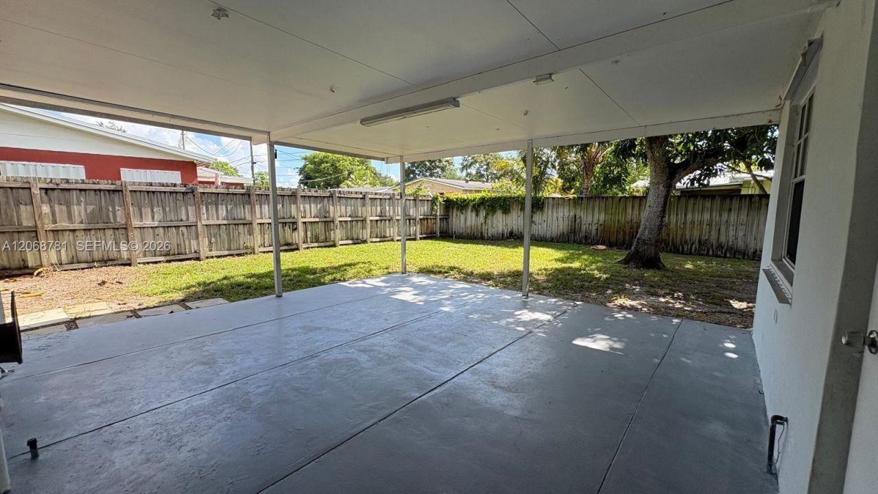 251 N 68th Ter, Unit 251, Hollywood, FL 33024 Photo
