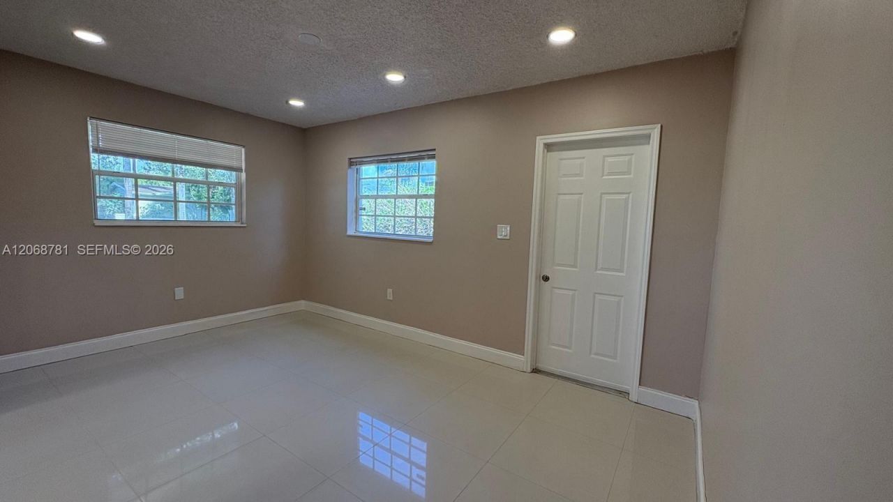 251 N 68th Ter, Unit 251, Hollywood, FL 33024 Photo