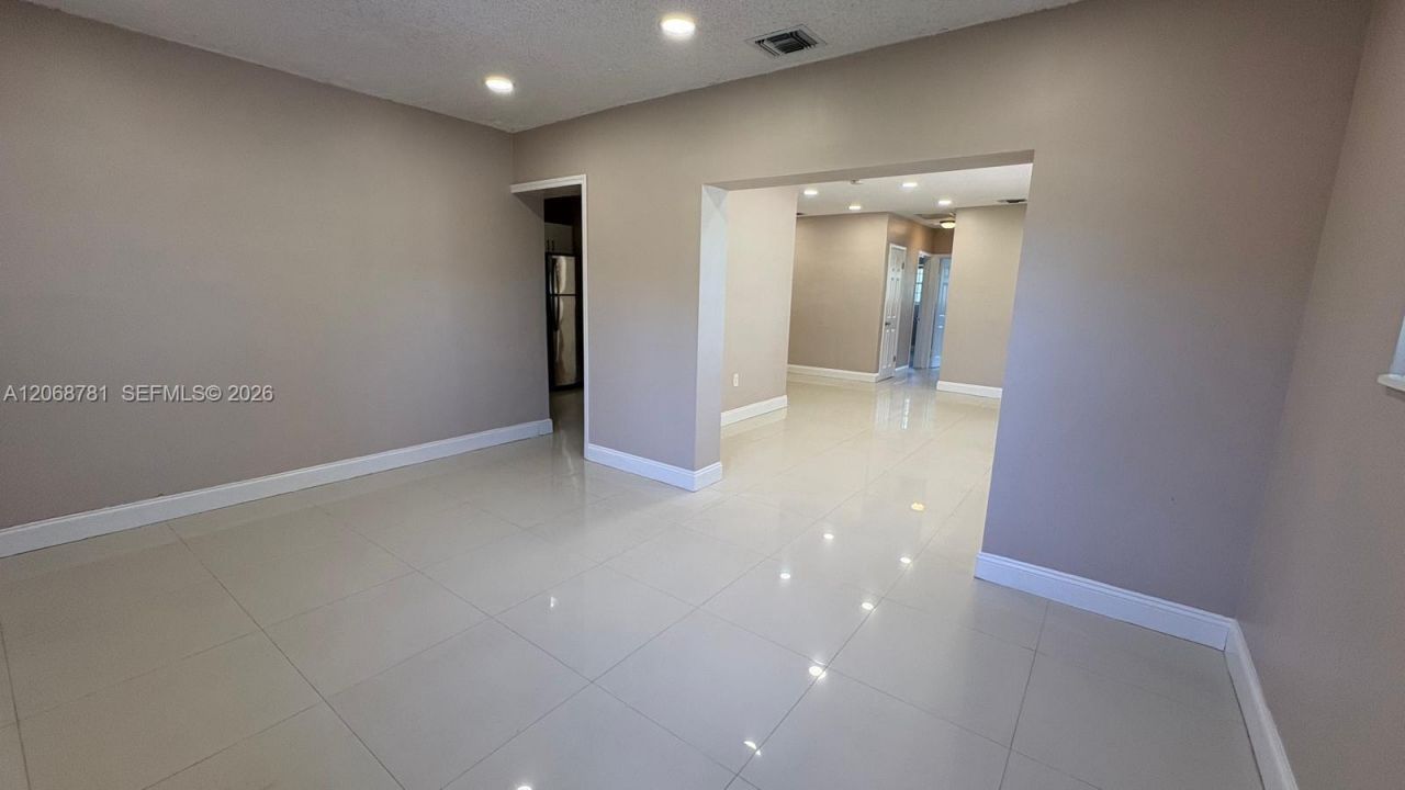 251 N 68th Ter, Unit 251, Hollywood, FL 33024 Photo
