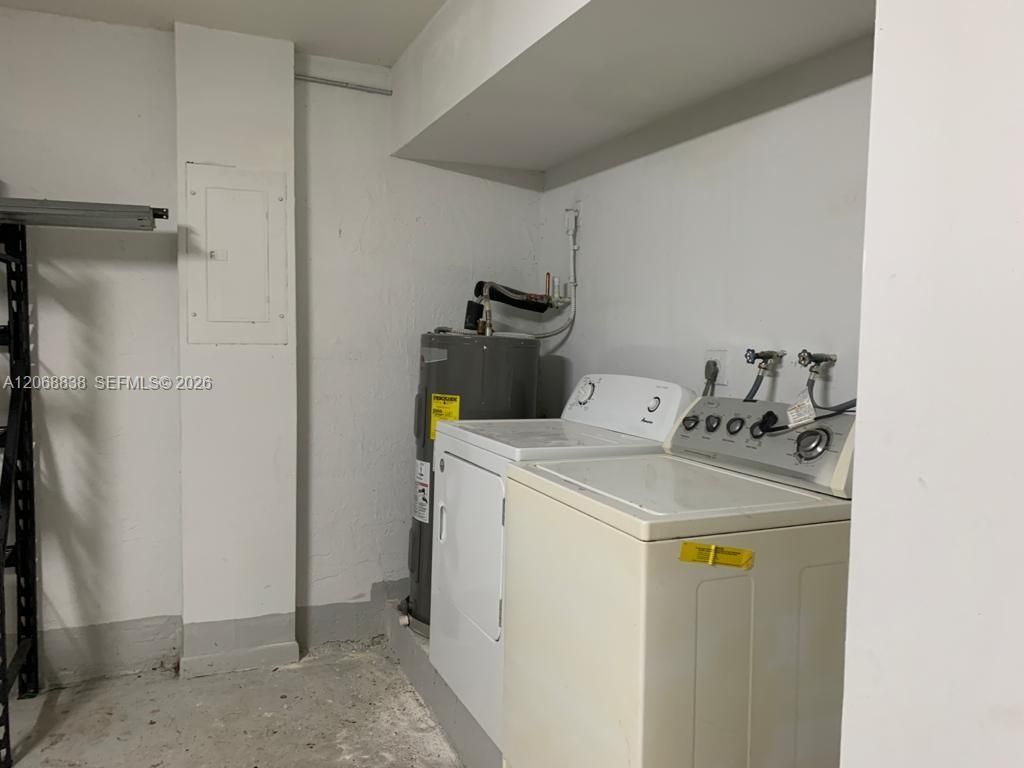 12447 NW 7th St , Miami, FL 33182 Photo