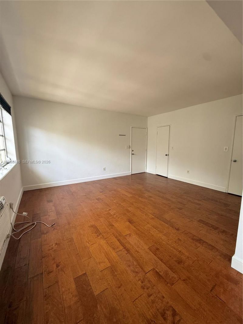 1616 Michigan Ave , Unit 15, Miami Beach, FL 33139 Photo