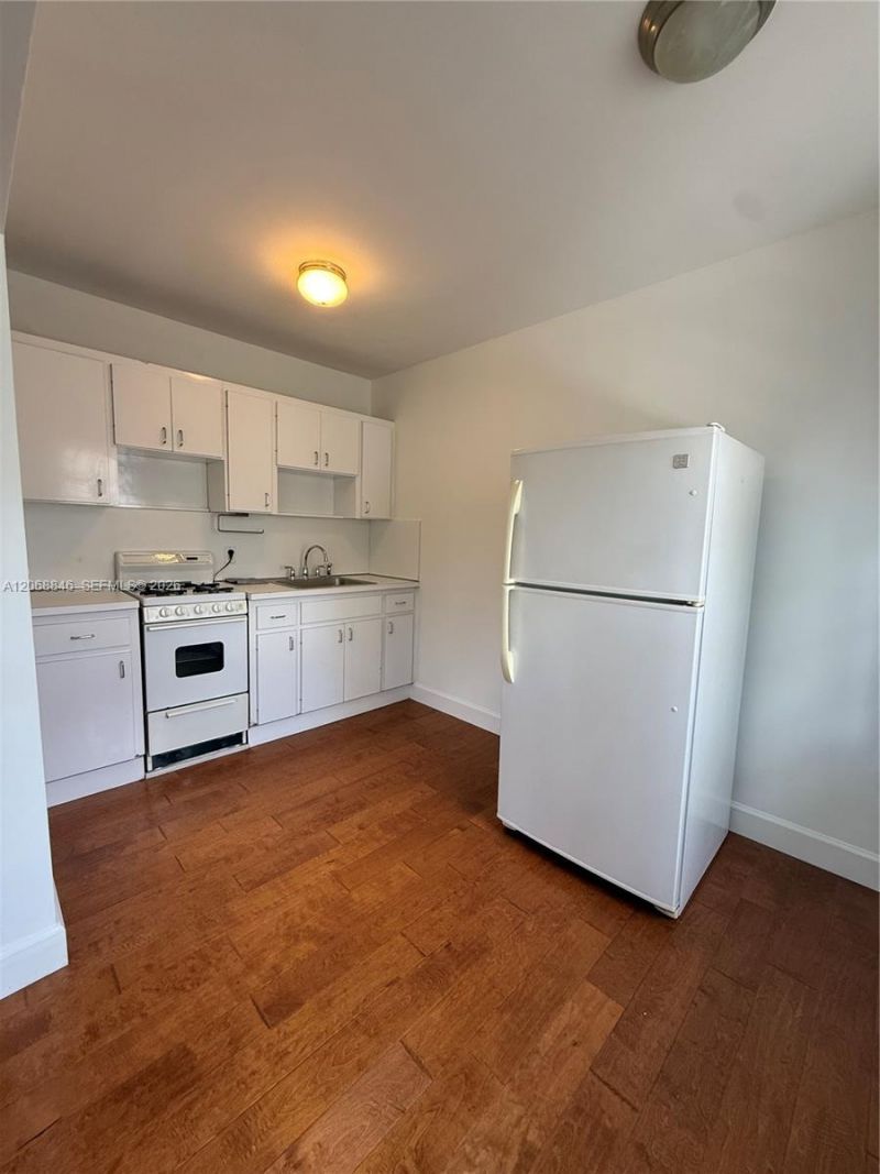 1616 Michigan Ave , Unit 15, Miami Beach, FL 33139 Photo