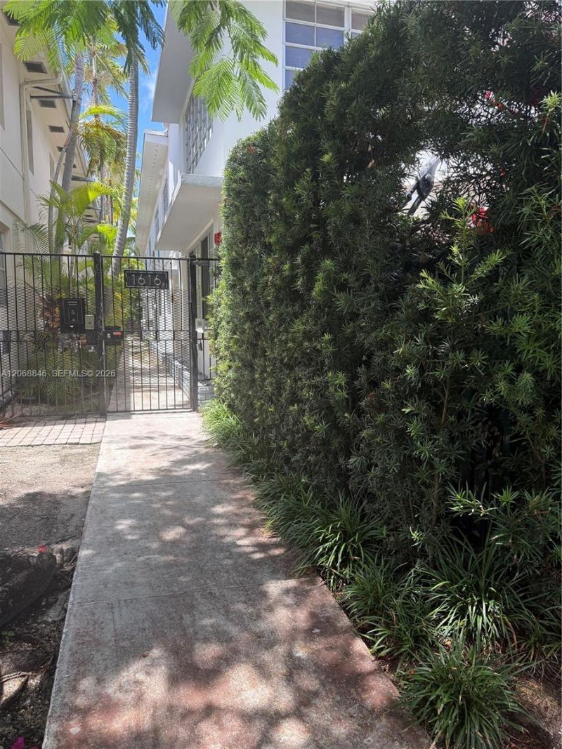 1616 Michigan Ave , Unit 15, Miami Beach, FL 33139 Photo