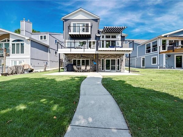2 W Street, Lake Lotawana, MO 64086