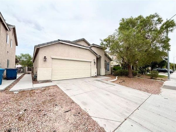 1626 W Hammer Lane , North Las Vegas, NV 89031