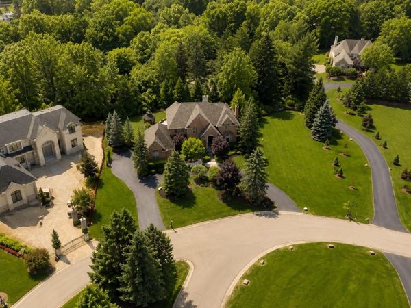24750 Franklin Farms Drive, Franklin Village, Mi 48025