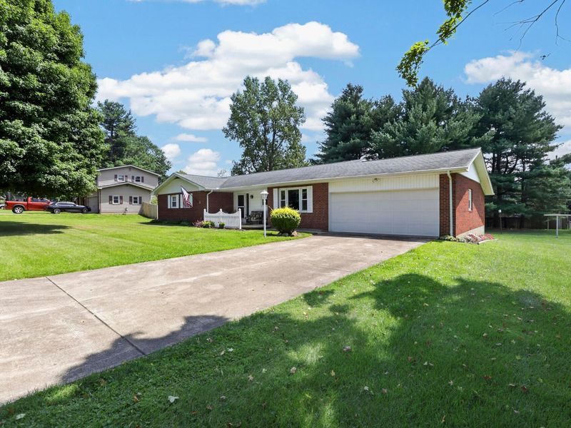 743 Carpico Drive NE, Lancaster, OH 43130 Photo 5