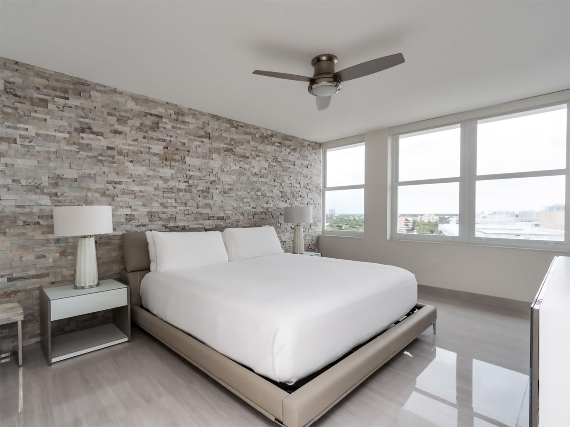 888 Intracoastal Drive, Unit 10E, Fort Lauderdale, FL 33304 Photo