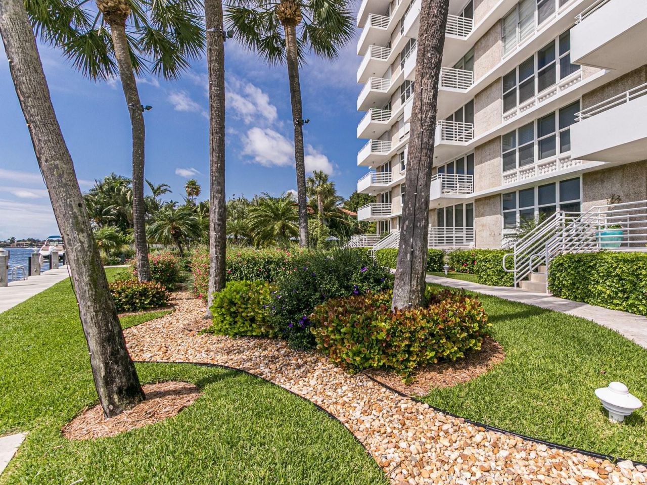 888 Intracoastal Drive, Unit 10E, Fort Lauderdale, FL 33304 Photo