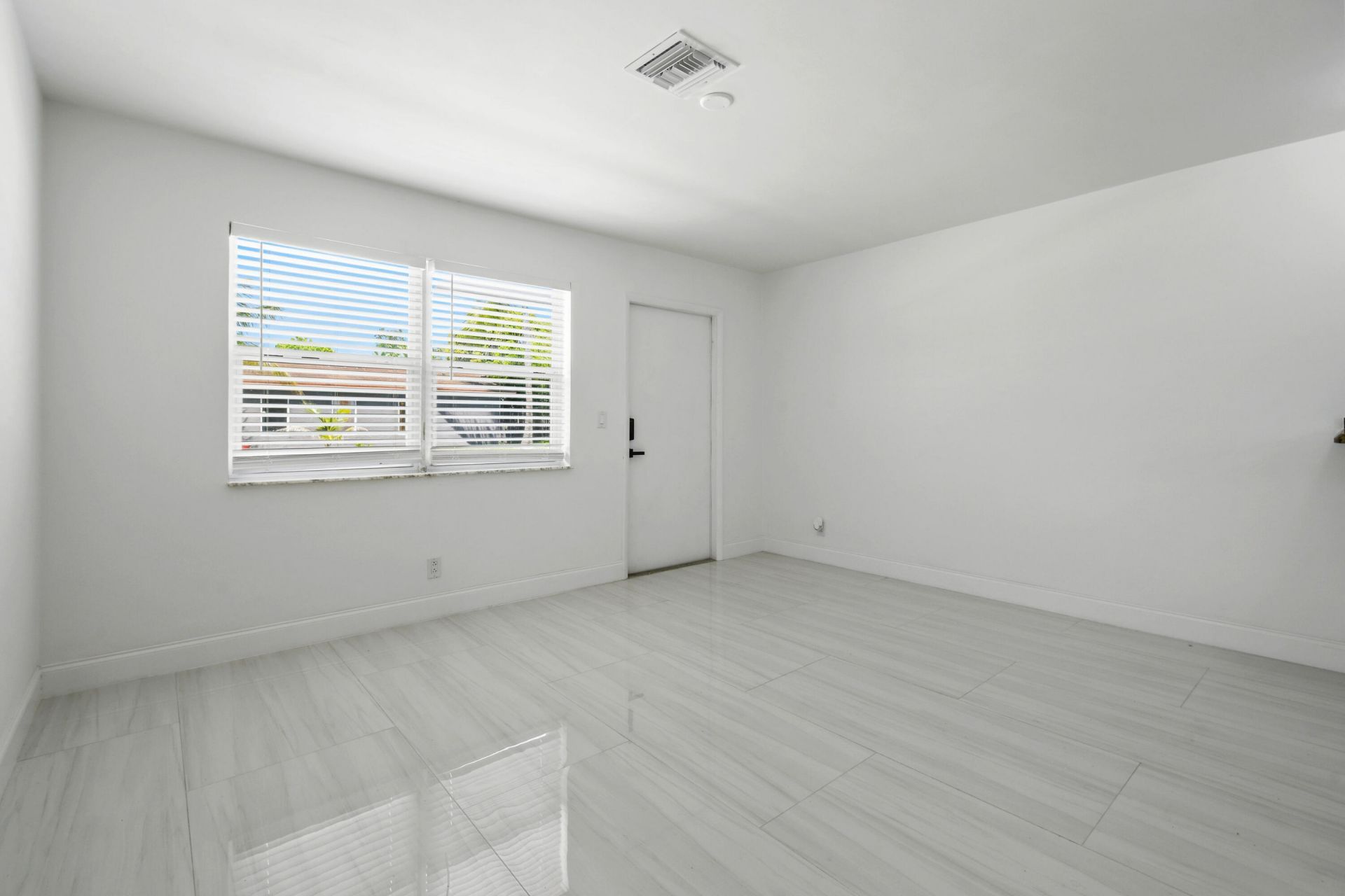 968 W 9th Street, Unit B2, Riviera Beach, FL 33404 Photo