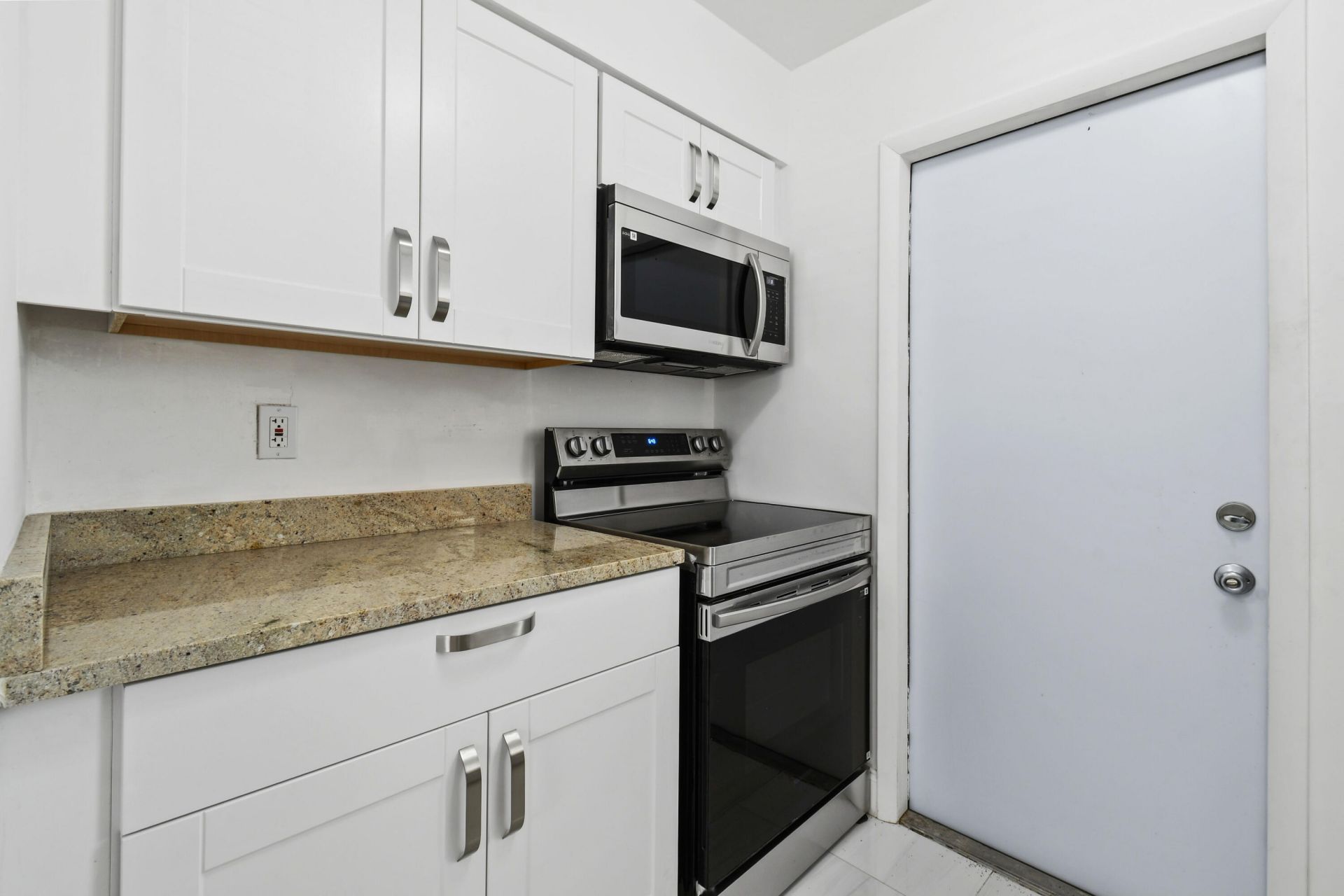 968 W 9th Street, Unit B2, Riviera Beach, FL 33404 Photo