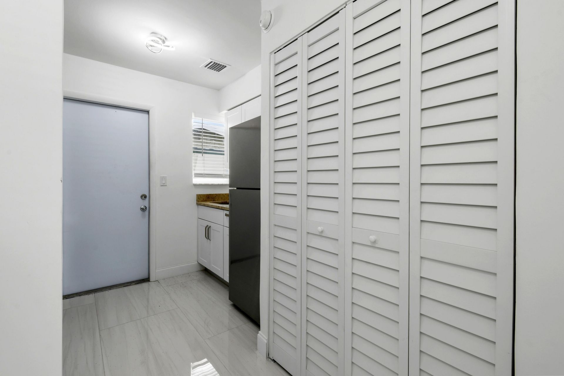 968 W 9th Street, Unit B2, Riviera Beach, FL 33404 Photo
