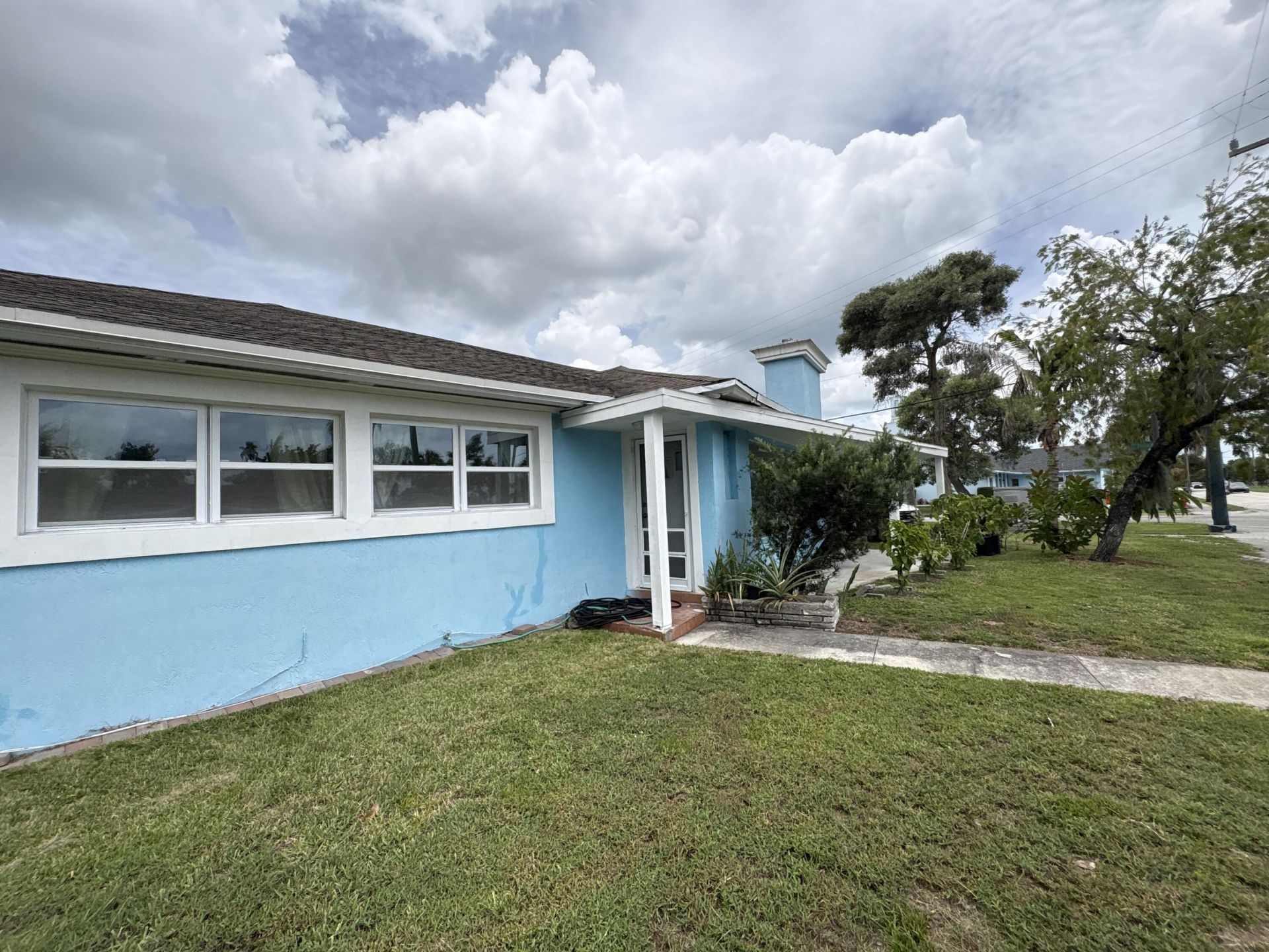 1001 Sunrise Boulevard, Fort Pierce, FL 34950 Photo