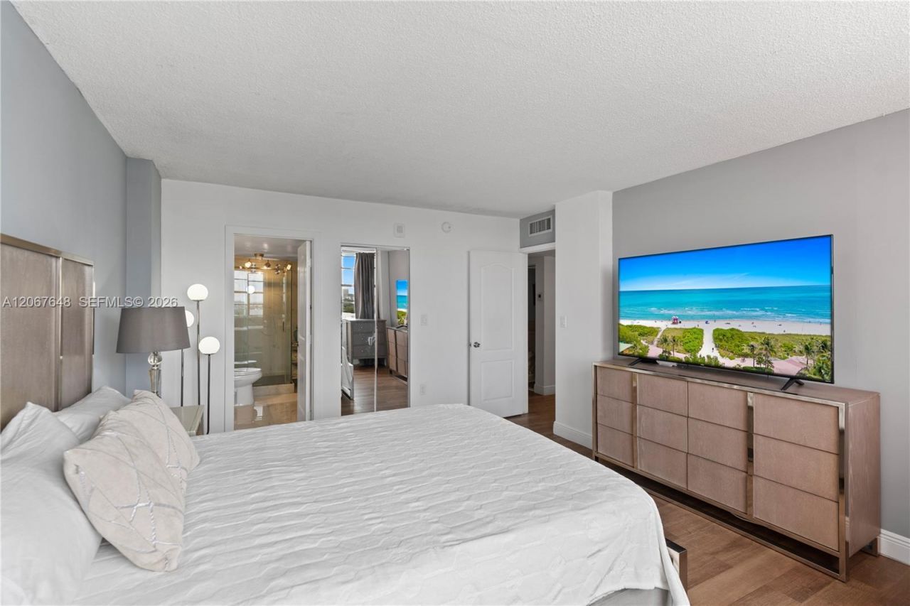 1301 NE Miami Gardens Dr, Unit 1515W, Miami, FL 33179 Photo