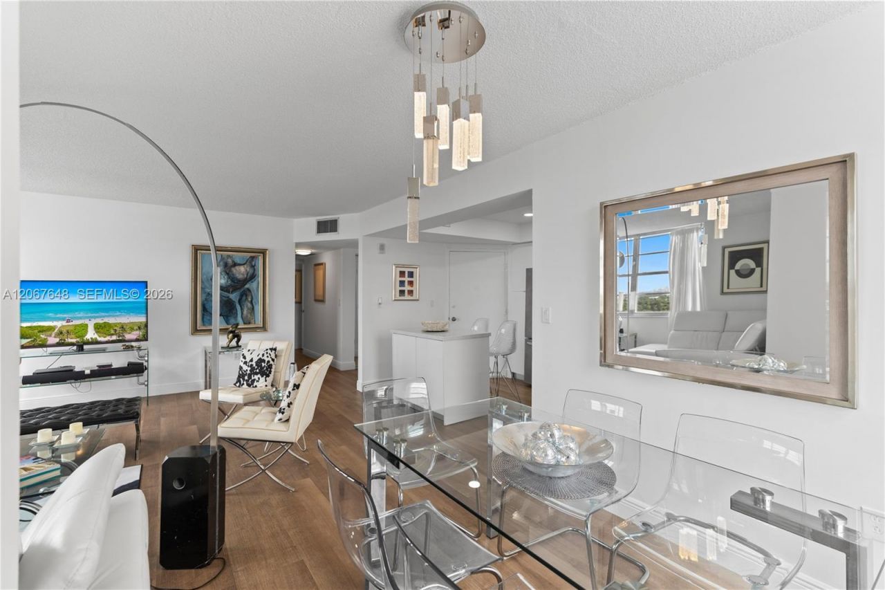 1301 NE Miami Gardens Dr, Unit 1515W, Miami, FL 33179 Photo