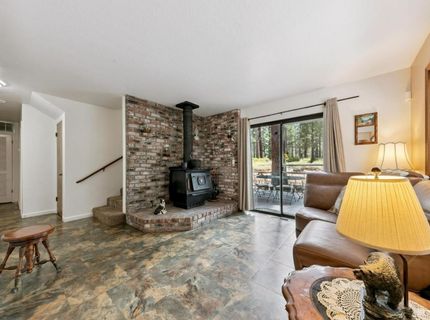 1735 Nadowa Street, South Lake Tahoe, CA 96150 Photo