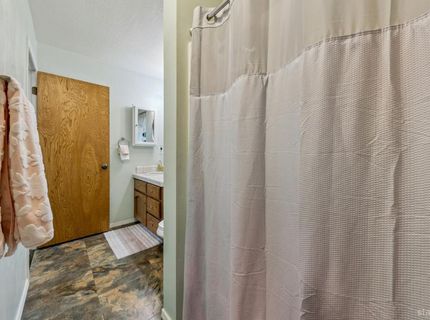 1735 Nadowa Street, South Lake Tahoe, CA 96150 Photo