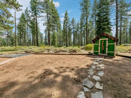 1735 Nadowa Street, South Lake Tahoe, CA 96150 Photo