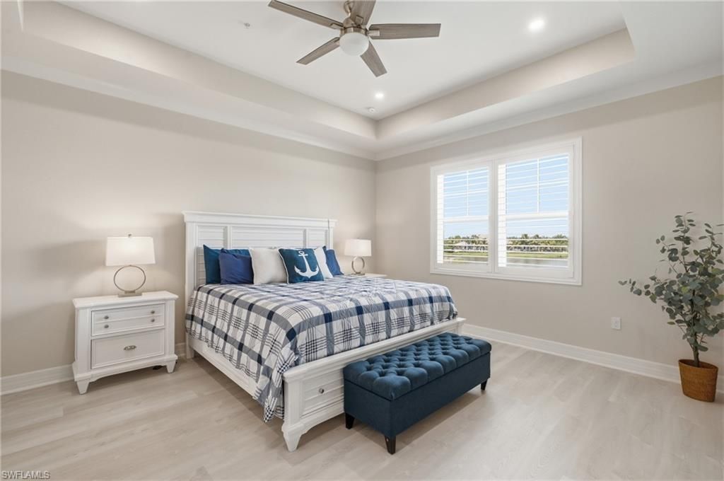239 Indies Dr E, Unit 202, Naples, FL 34114 Photo