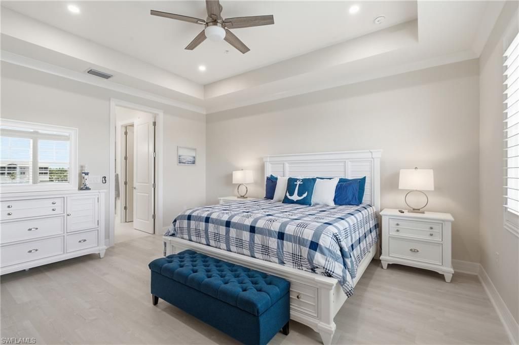 239 Indies Dr E, Unit 202, Naples, FL 34114 Photo