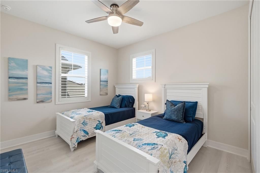 239 Indies Dr E, Unit 202, Naples, FL 34114 Photo