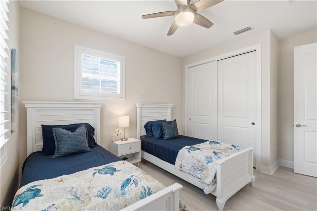 239 Indies Dr E, Unit 202, Naples, FL 34114 Photo