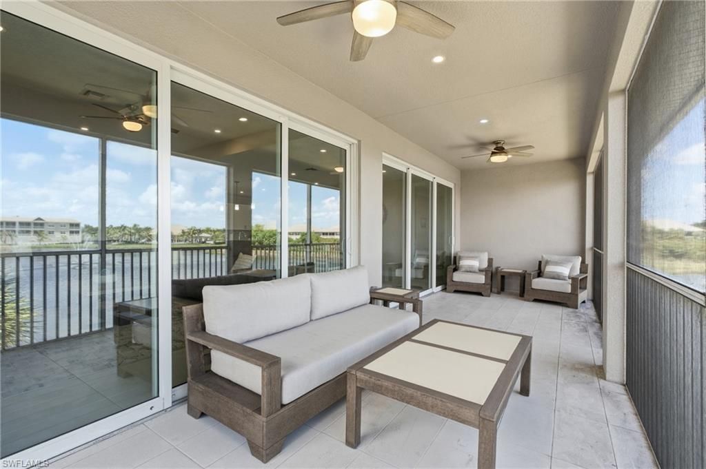 239 Indies Dr E, Unit 202, Naples, FL 34114 Photo