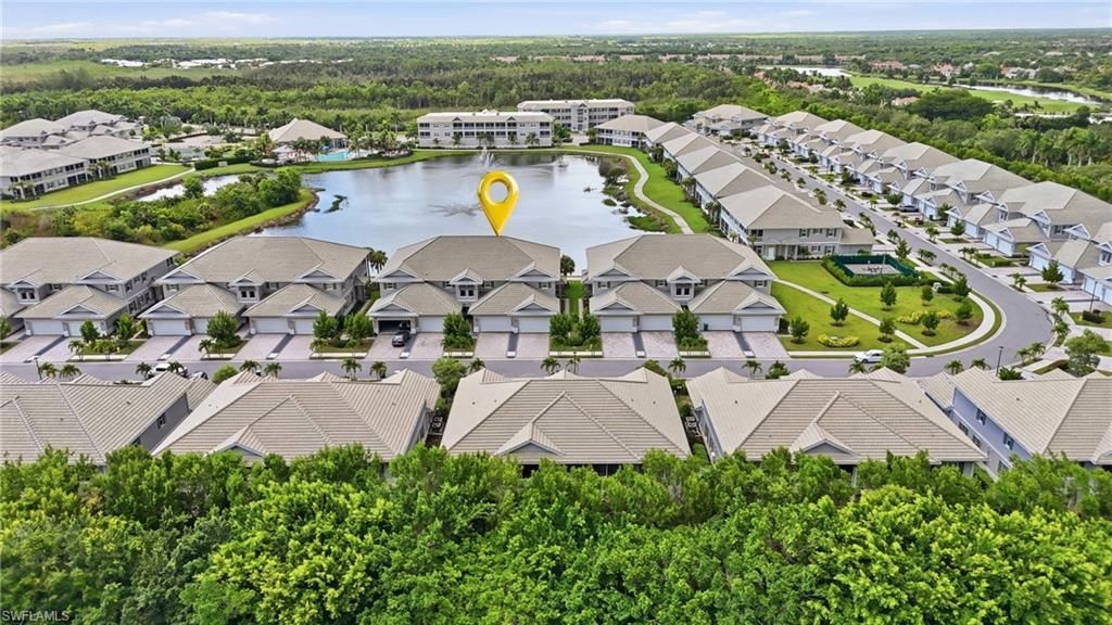 239 Indies Dr E, Unit 202, Naples, FL 34114 Photo