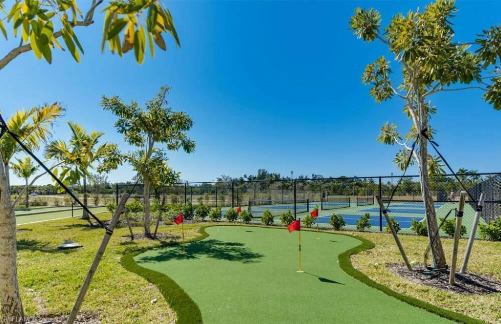 239 Indies Dr E, Unit 202, Naples, FL 34114 Photo