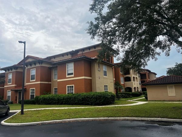 5578 METROWEST BOULEVARD , Unit 1-201, ORLANDO, FL 32811