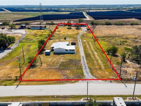 5013 Tucker Hill Lane, Cedar Creek, TX 78612