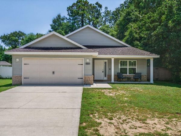 8307 Toledo Street, Navarre, FL 32566