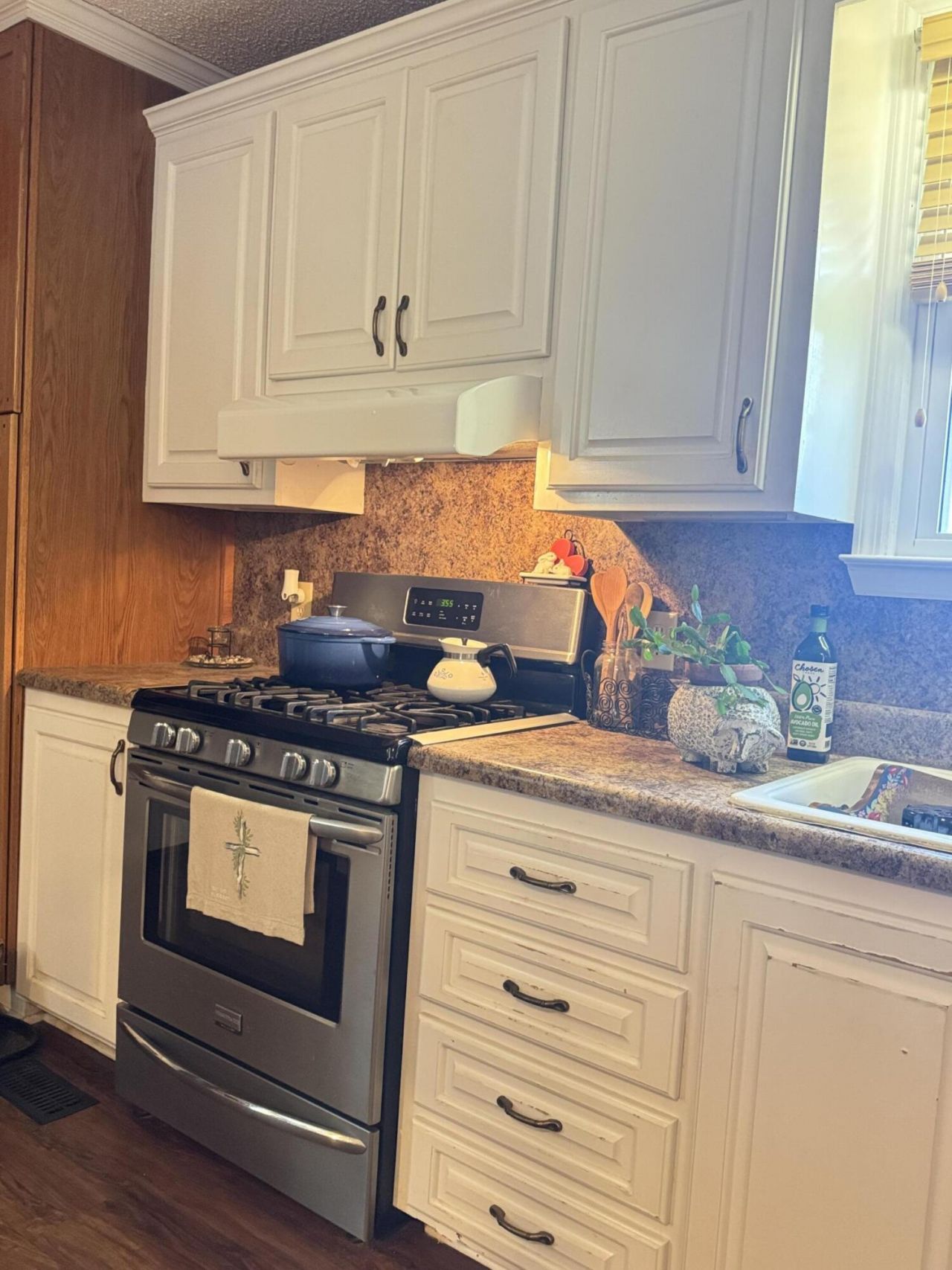 1665 Taw Caw Drive Photo 11