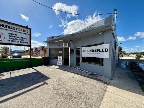 4190 E 4th AVE , HIALEAH, FL 33013