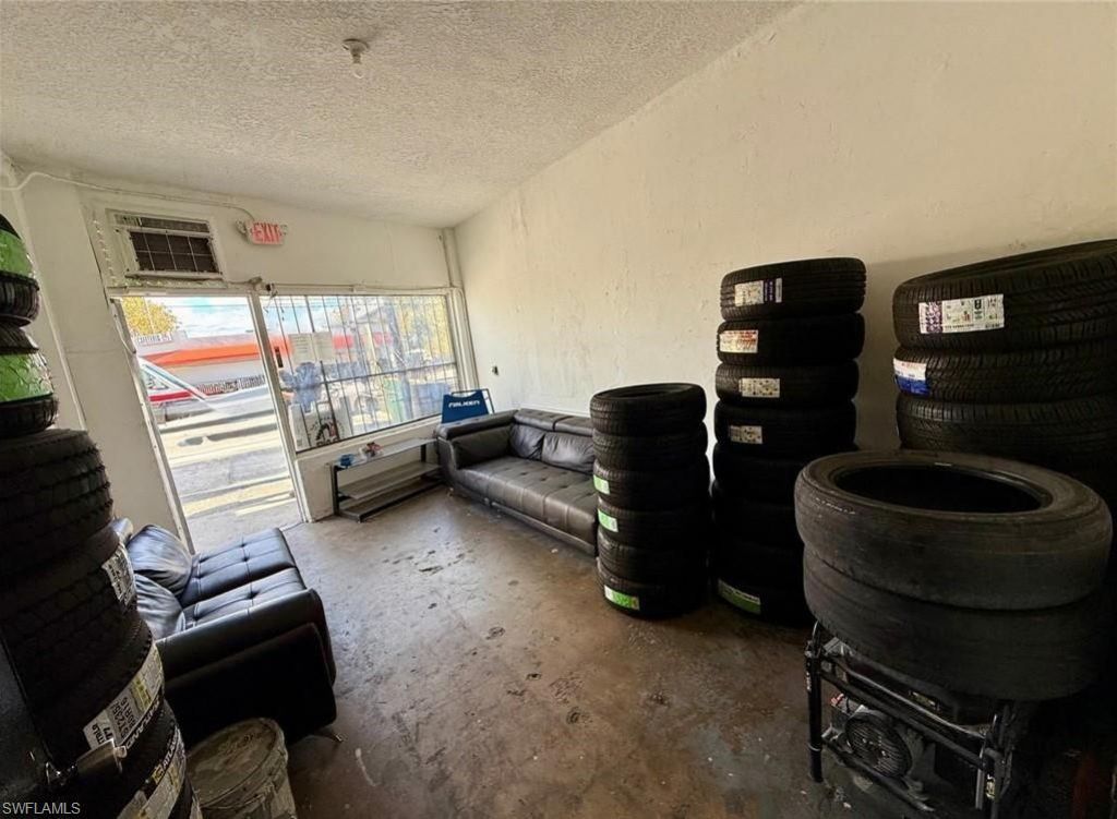 4190 E 4th Ave , Hialeah, FL 33013 Photo