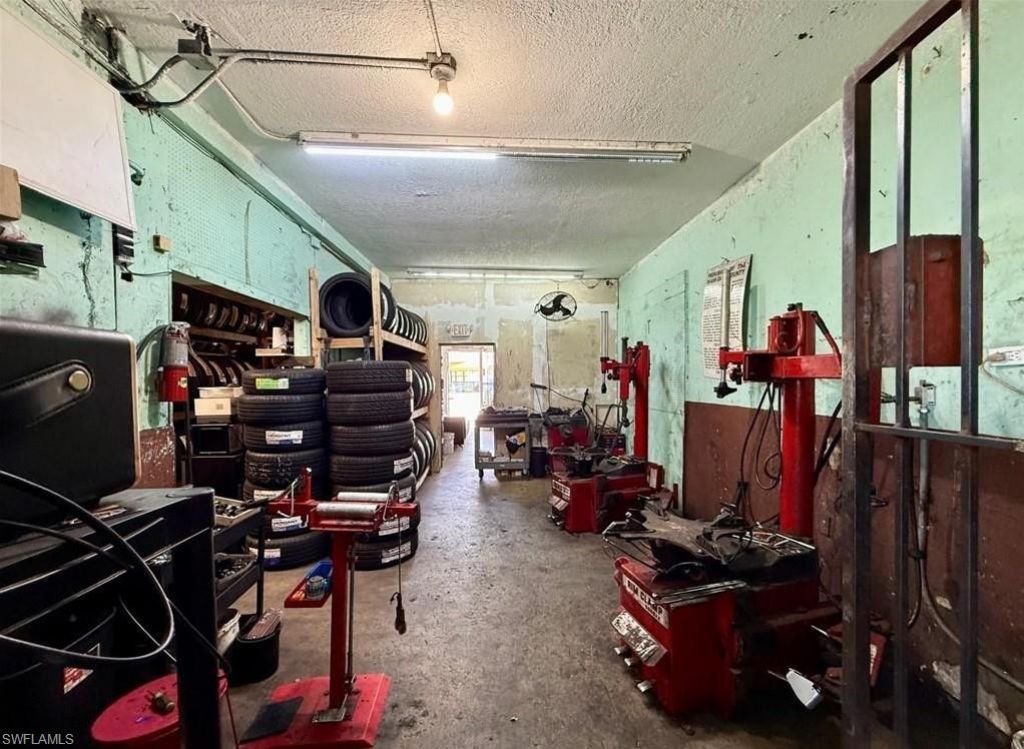 4190 E 4th Ave , Hialeah, FL 33013 Photo