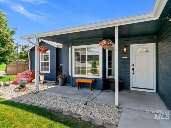 3309 Robinhood Loop, Nampa, ID 83687