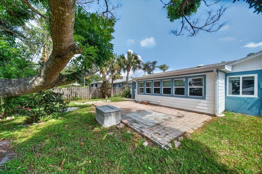 2288 NE Patrician Street, Jensen Beach, FL 34957 Photo
