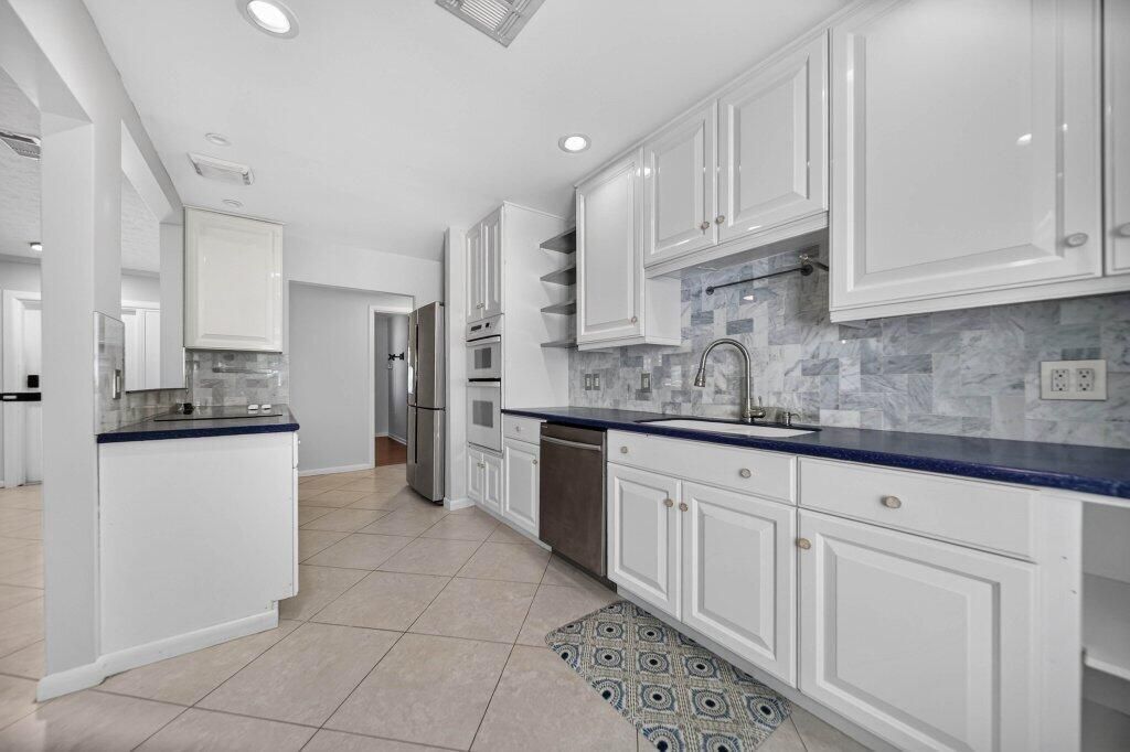 2288 NE Patrician Street, Jensen Beach, FL 34957 Photo