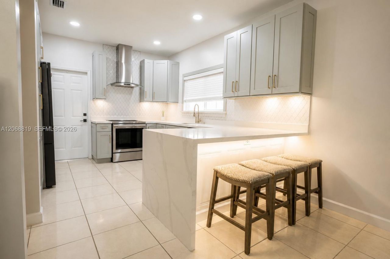 2721 NE 42nd Ave, Homestead, FL 33033 Photo