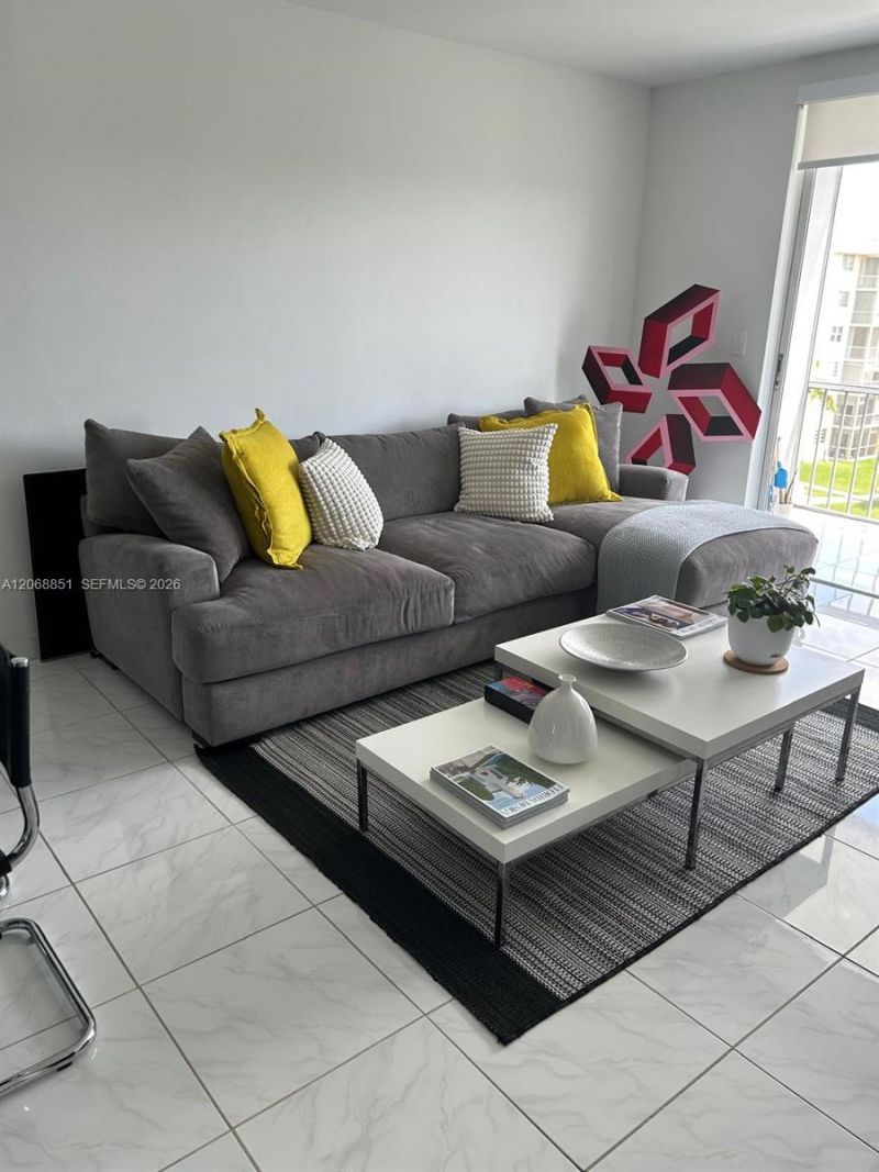 2851 Leonard Dr , Unit J503, Aventura, FL 33160 Photo
